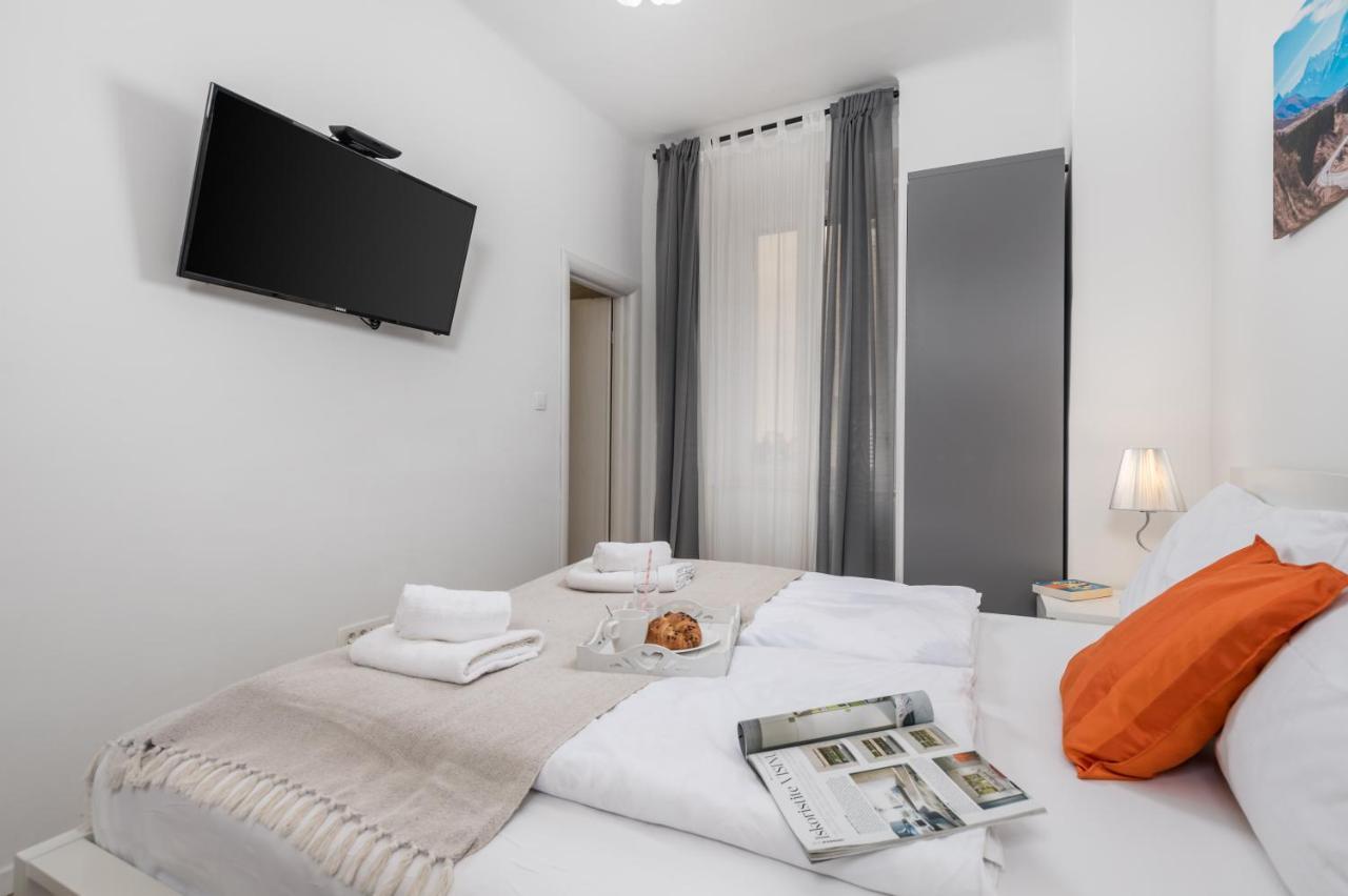 Delta Rooms 里耶卡 外观 照片
